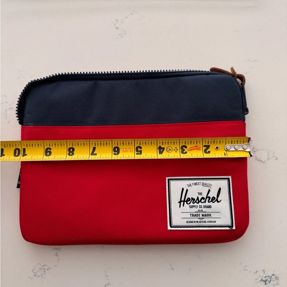Herschel supply co. Tablet case - Picture 3 of 6